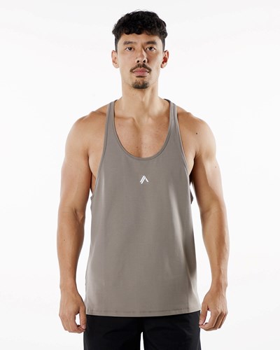 Alphalete Fitted Performance Stringer Cedar | 47235NWJU