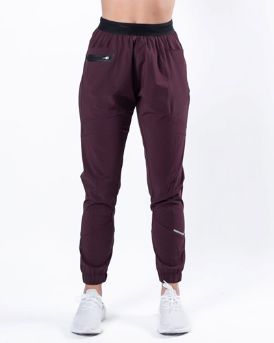 Alphalete Woven 4-Way Stretch 28" Pant Vínové | 76104CNRP