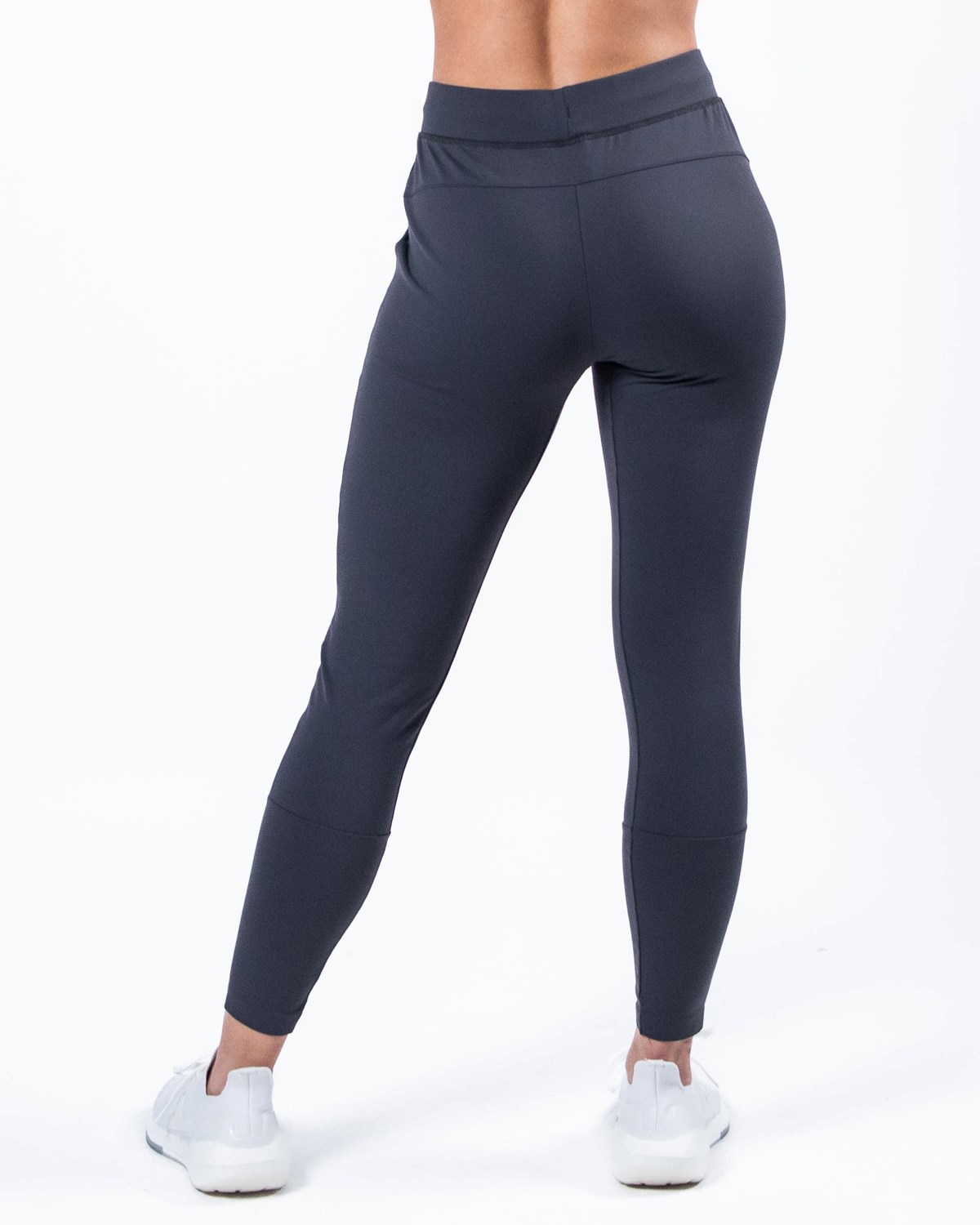 Alphalete 4-Way Stretch Jogger Charcoal | 18649AOEP