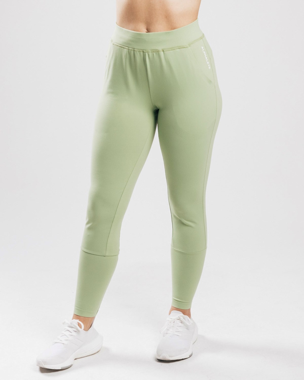 Alphalete 4-Way Stretch Jogger Frozen Spring | 17950XPAR