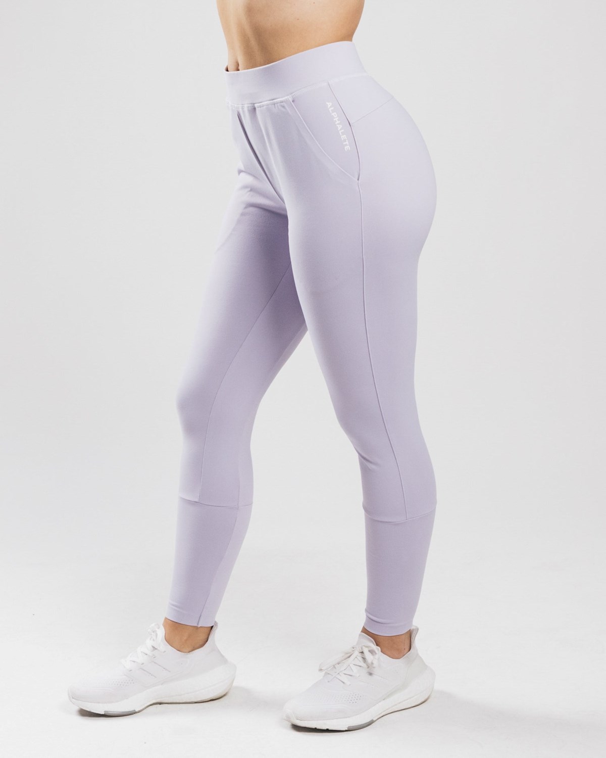 Alphalete 4-Way Stretch Jogger Lilac Haze | 85413XQAI