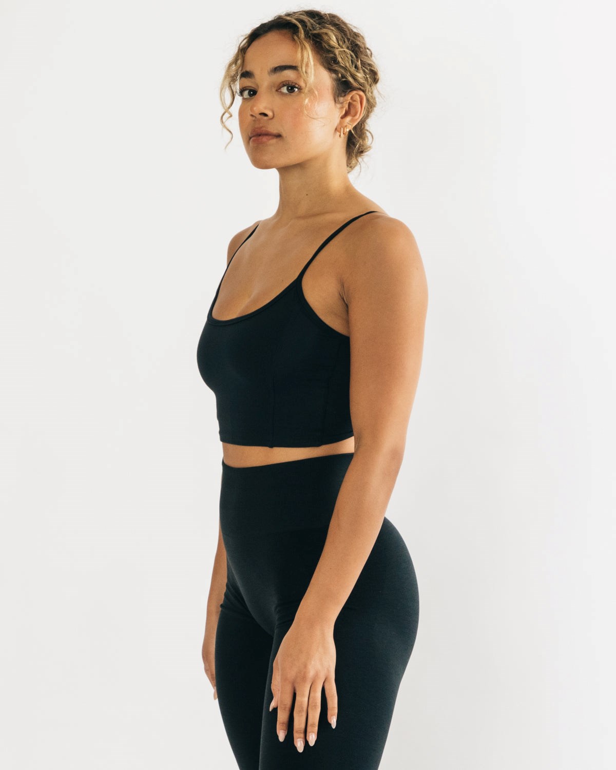 Alphalete Fitted Cropped Tank Černé | 40152NAPI