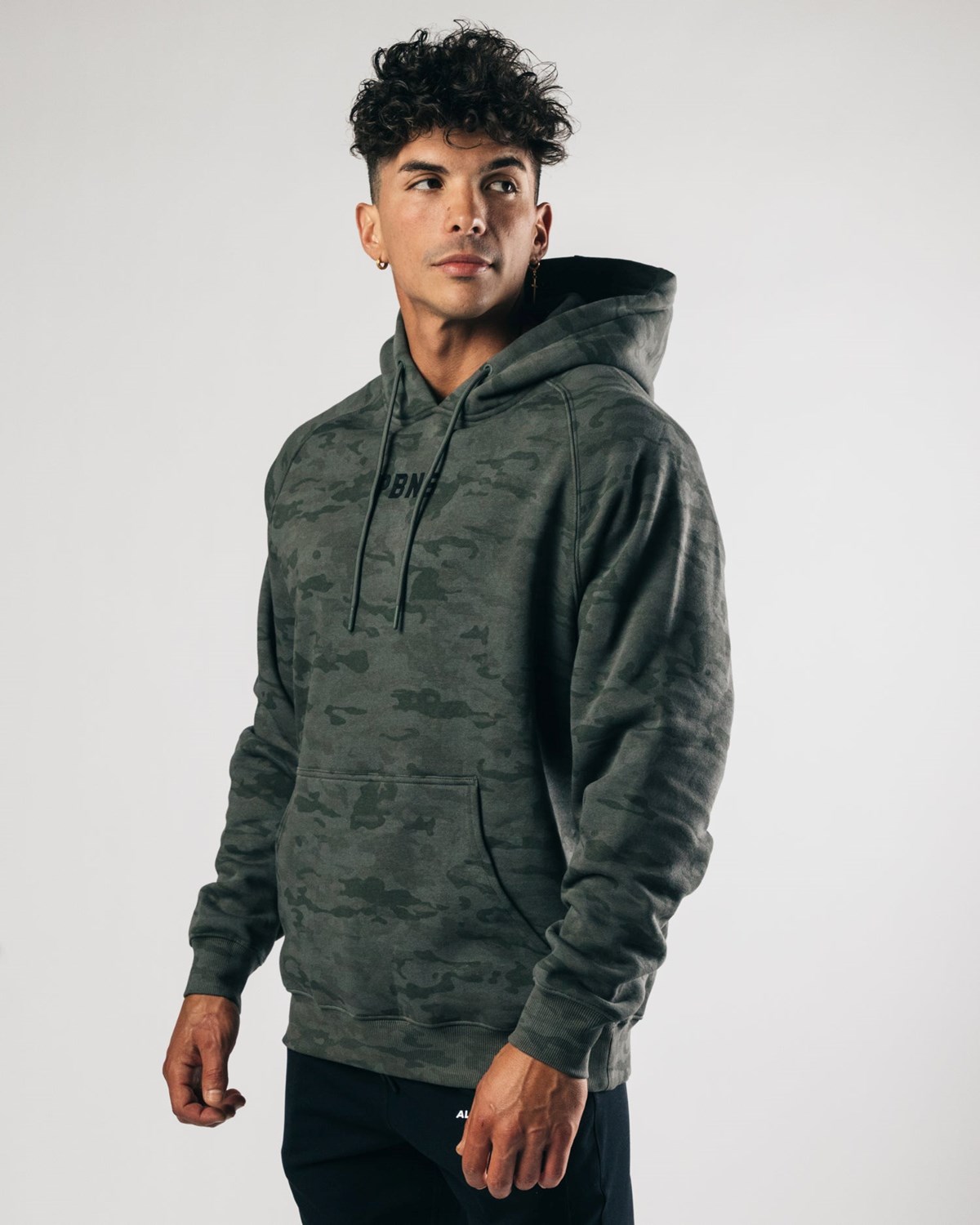 Alphalete Fitted Performance Hoodie Zelene | 94032TVXS