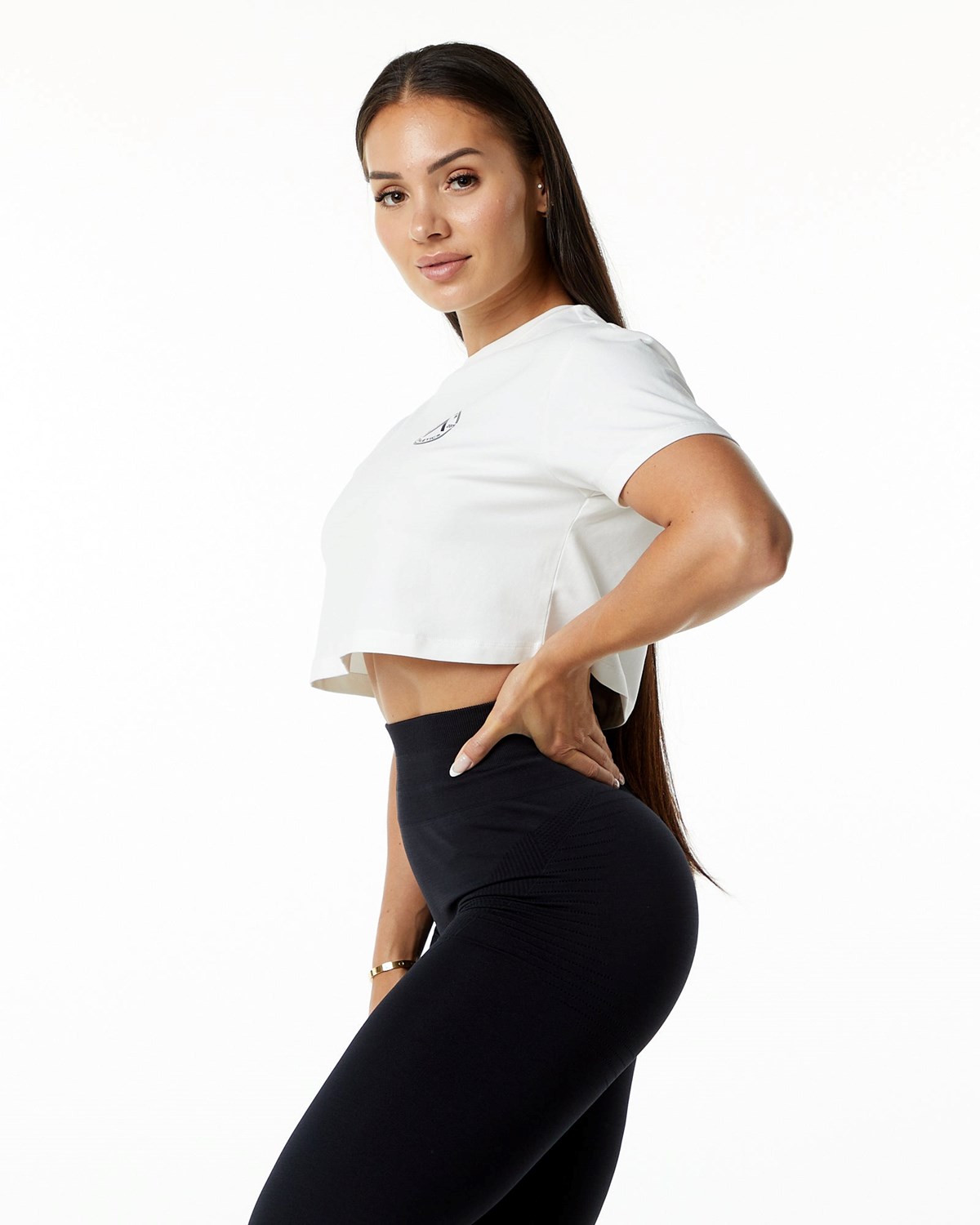 Alphalete Fitted Performance Krátké Sleeve Crop Bílé | 56198HZVU