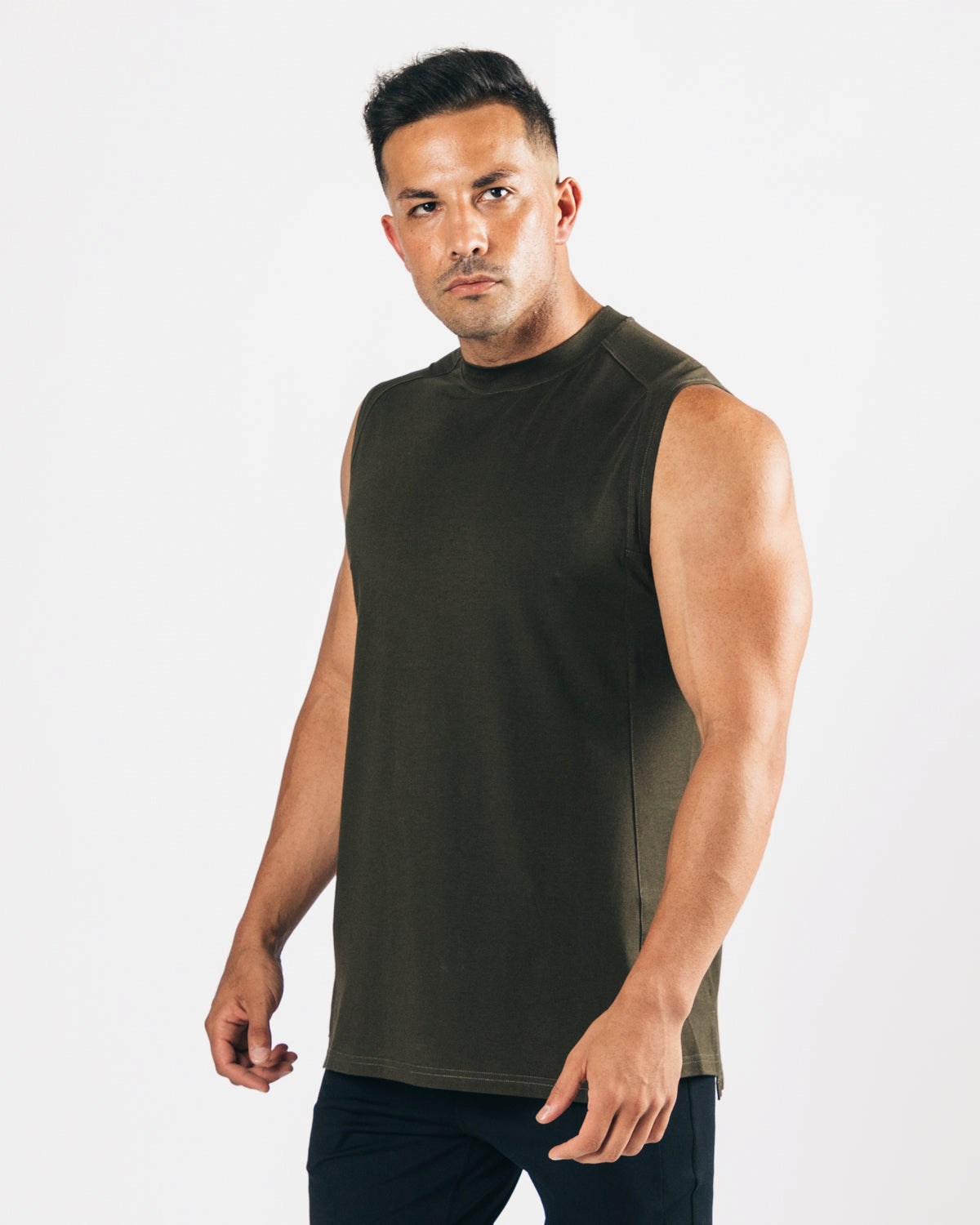 Alphalete High-Neck Premium Cutoff Espresso | 83752PKSY