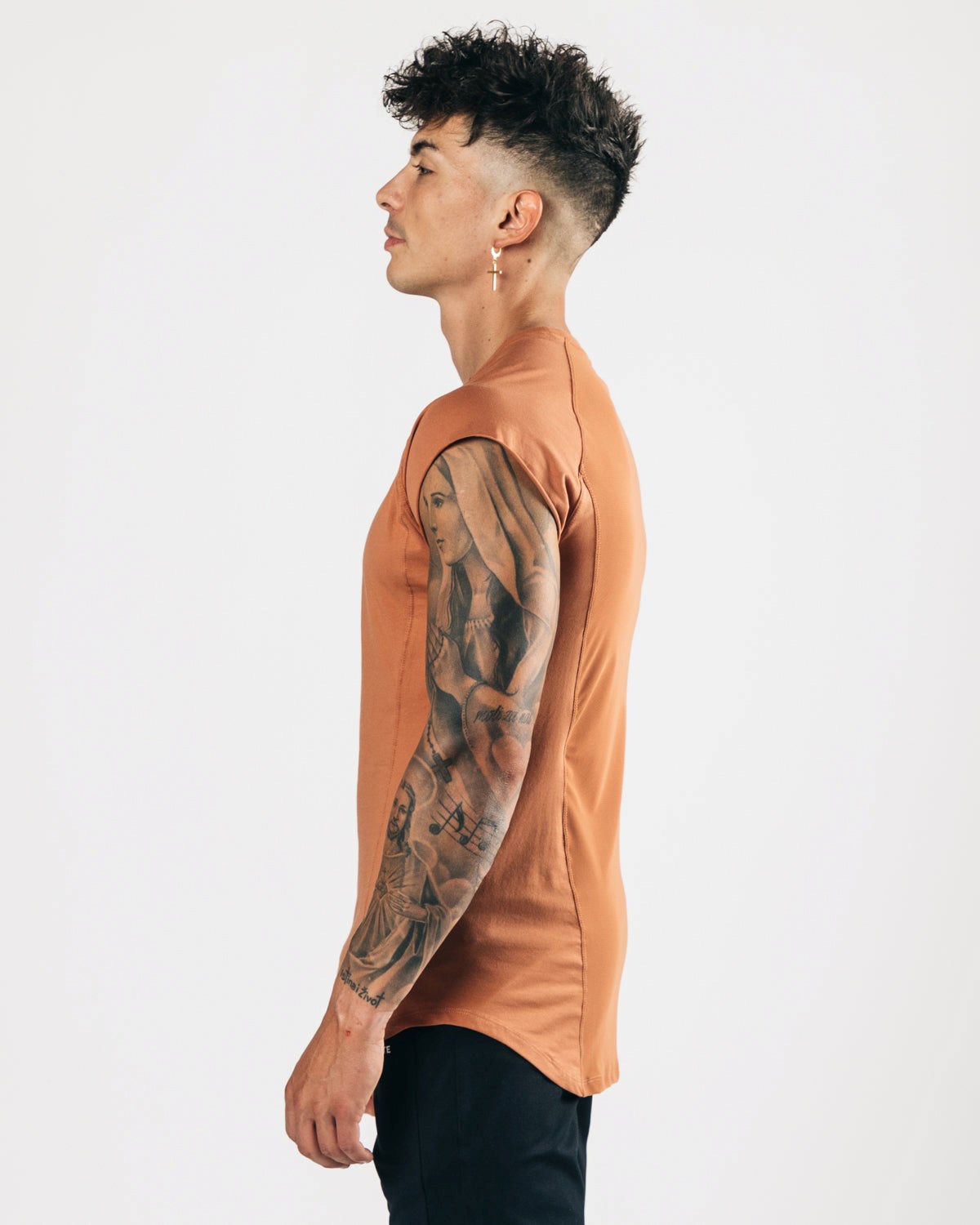 Alphalete High Performance Bez Rukávů Tee Clay | 20385CIVJ