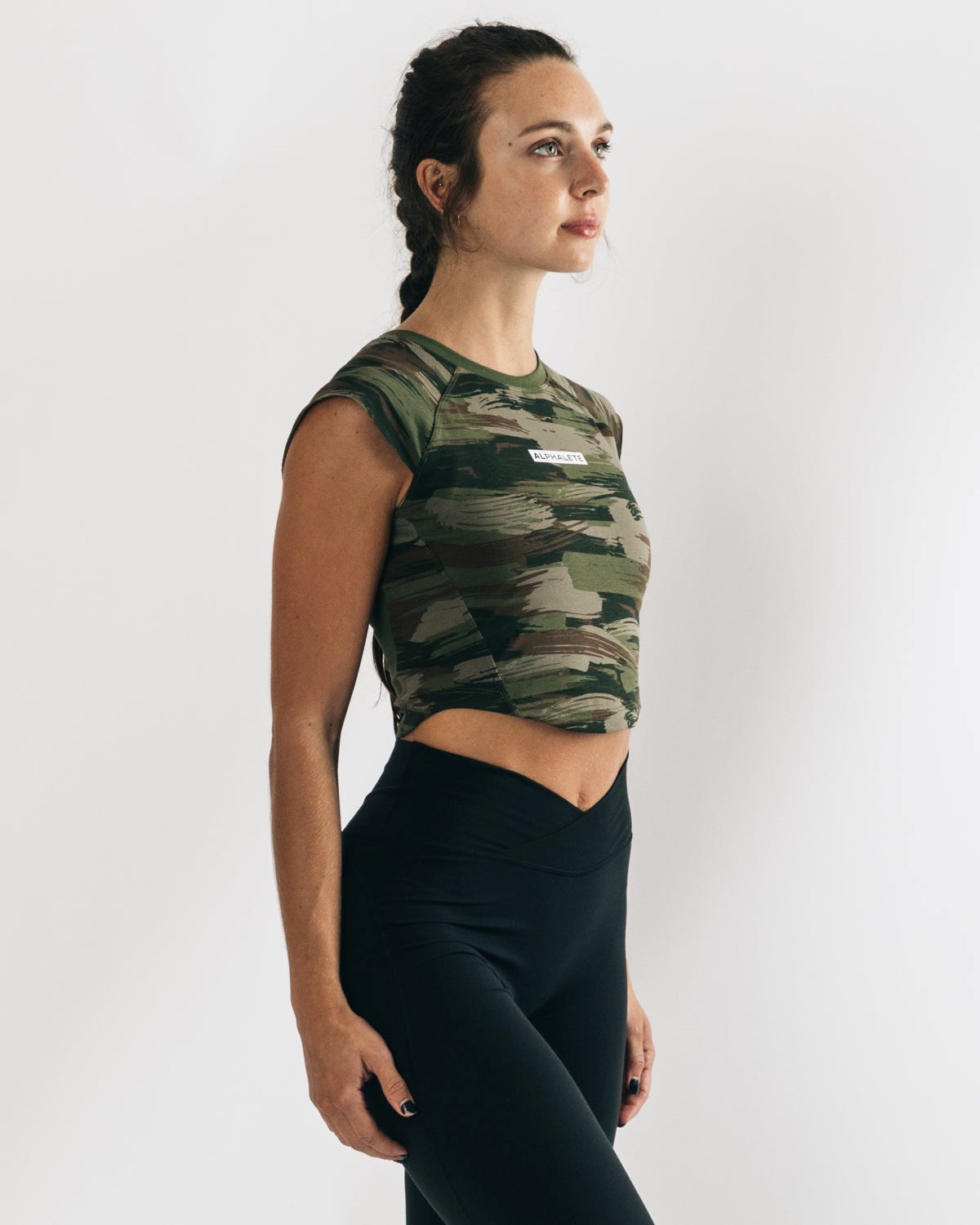 Alphalete High Performance Krátké Sleeve Crop Tee Olivy Zelené Maskáčové | 73692CHFW