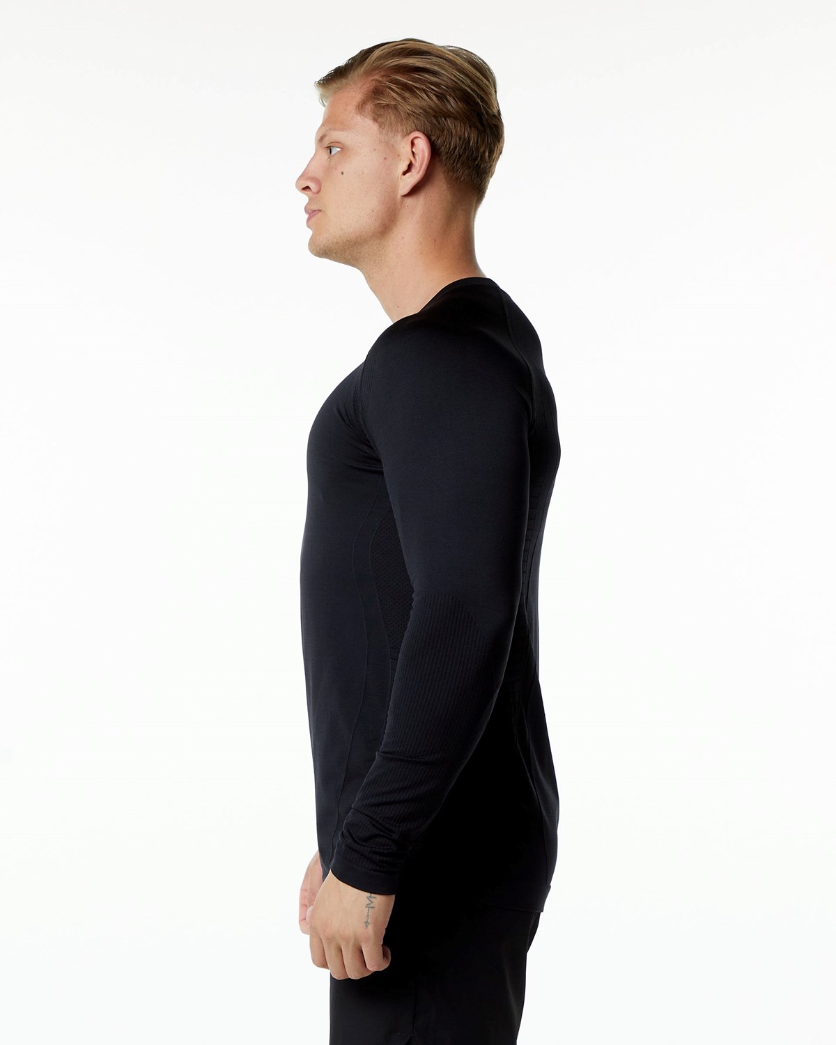 Alphalete High Performance Seamless Long Sleeve Tee Černé | 10754DQIU