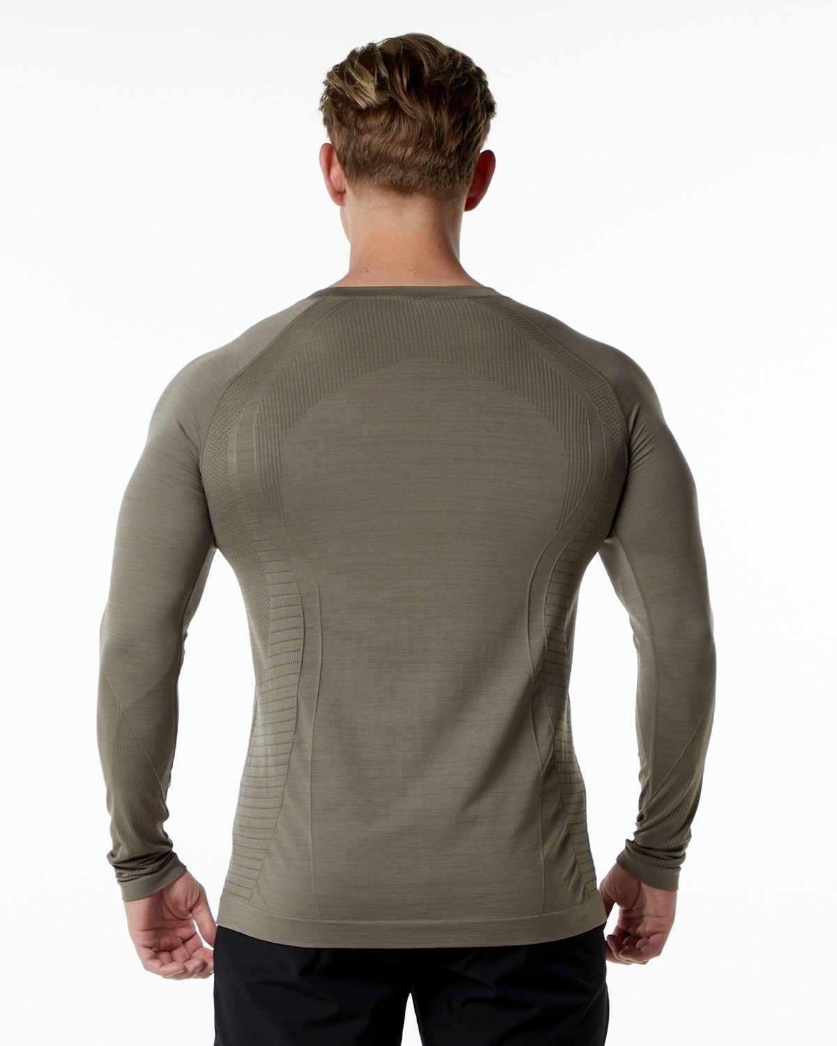 Alphalete High Performance Seamless Long Sleeve Tee Cedar | 46730CMZY