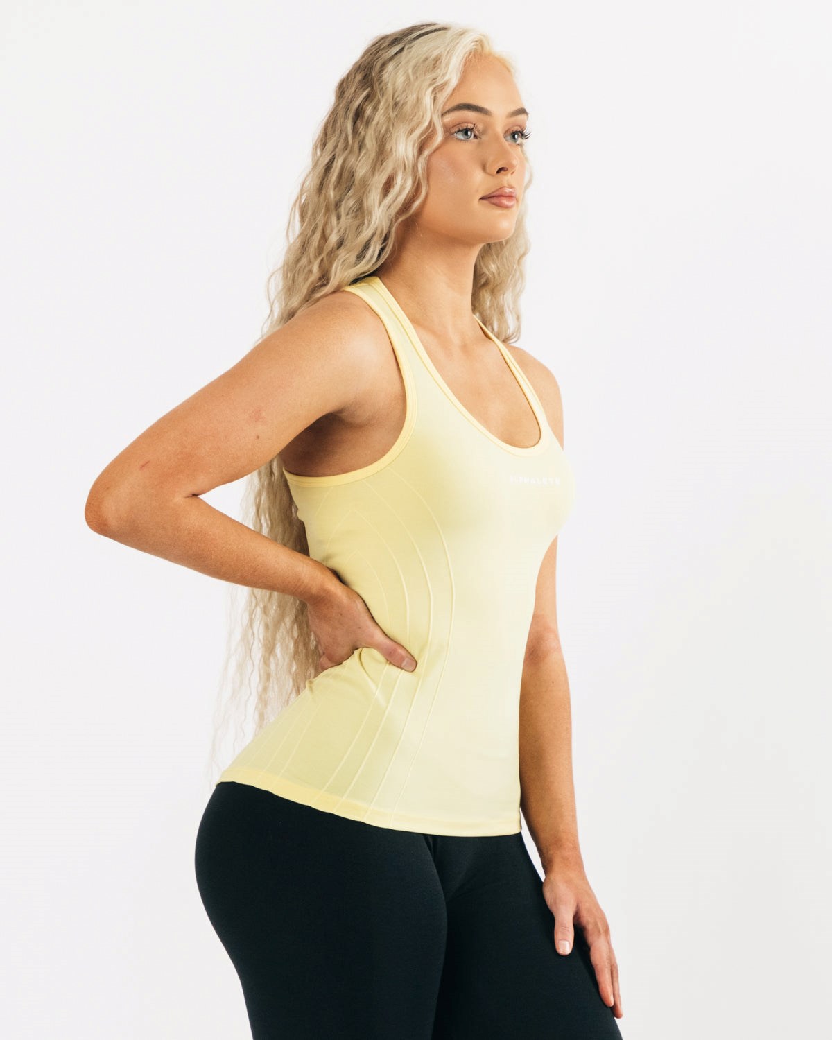 Alphalete High Performance Seamless Tank Lemonade | 79304UTBE