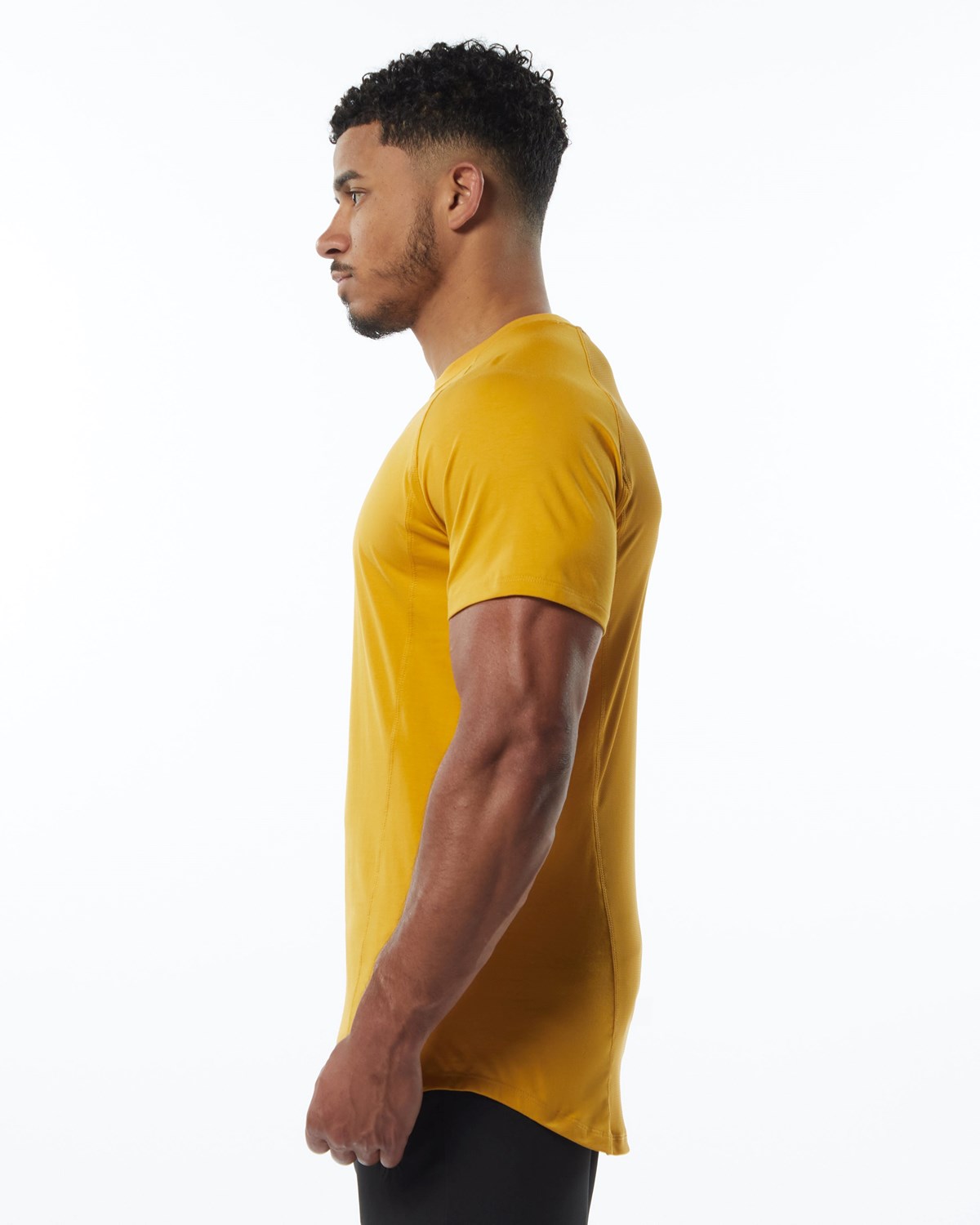 Alphalete High Performance Tee Žluté | 85041HCIN