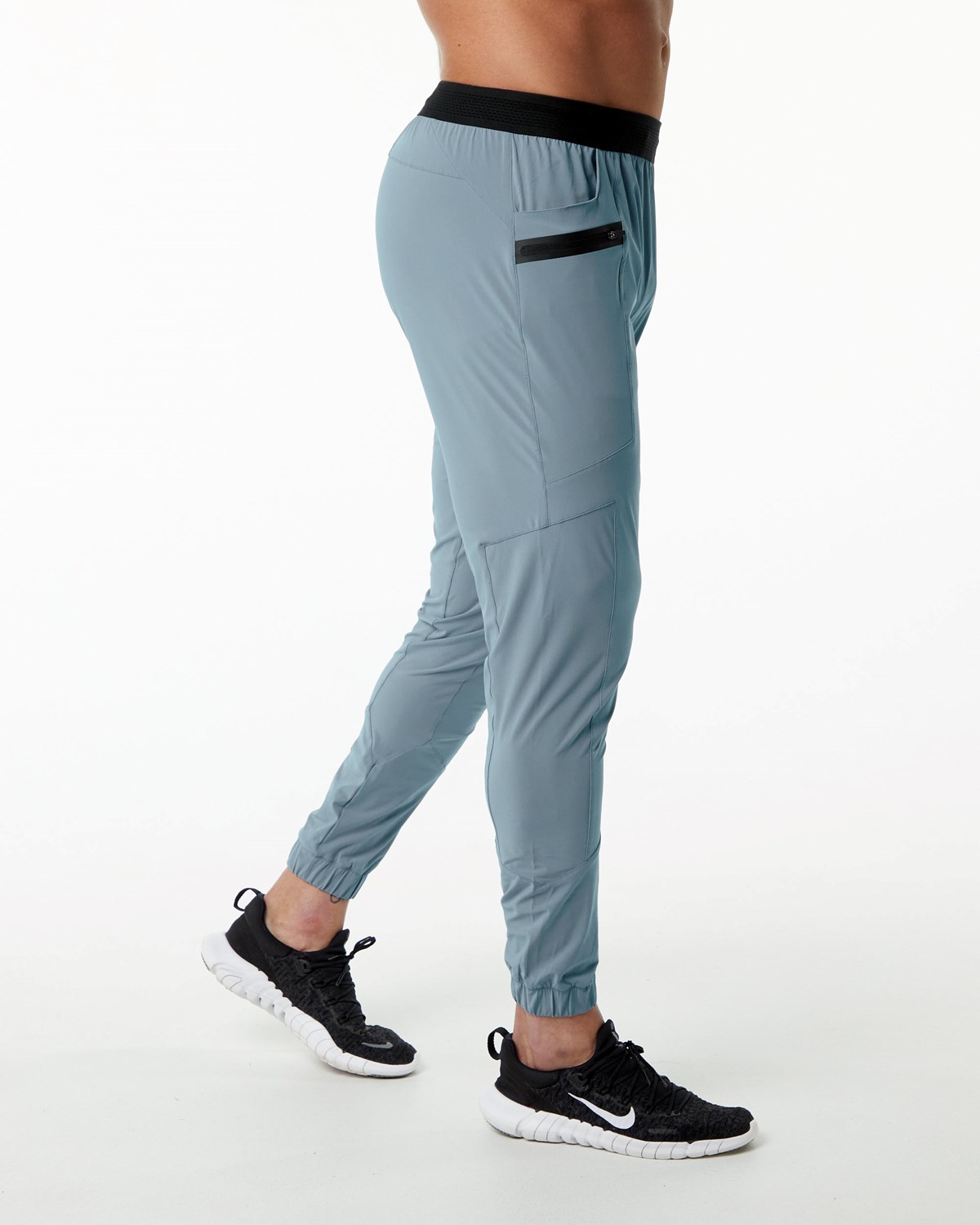 Alphalete Lehké 4-Way Stretch 29