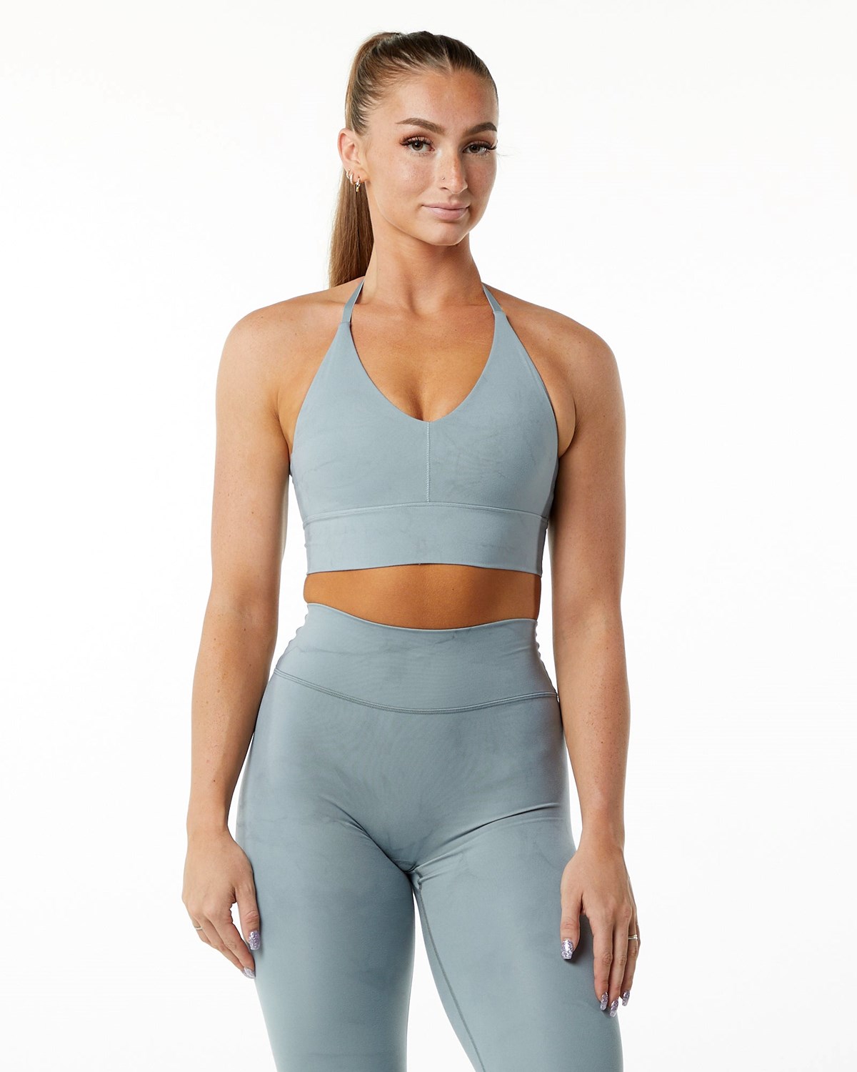 Alphalete Medium-Impact Luxury Sports Bra Washed Denim | 59126ZCYA