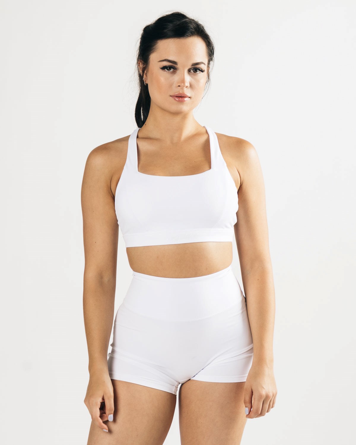 Alphalete Medium-Support Páskové Open Back Sports Bra Bílé | 82974DPHL